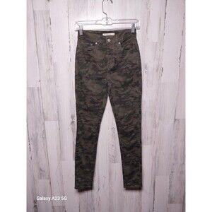 Levi's 721 High Rise Skinny Camo Jeans Size 25